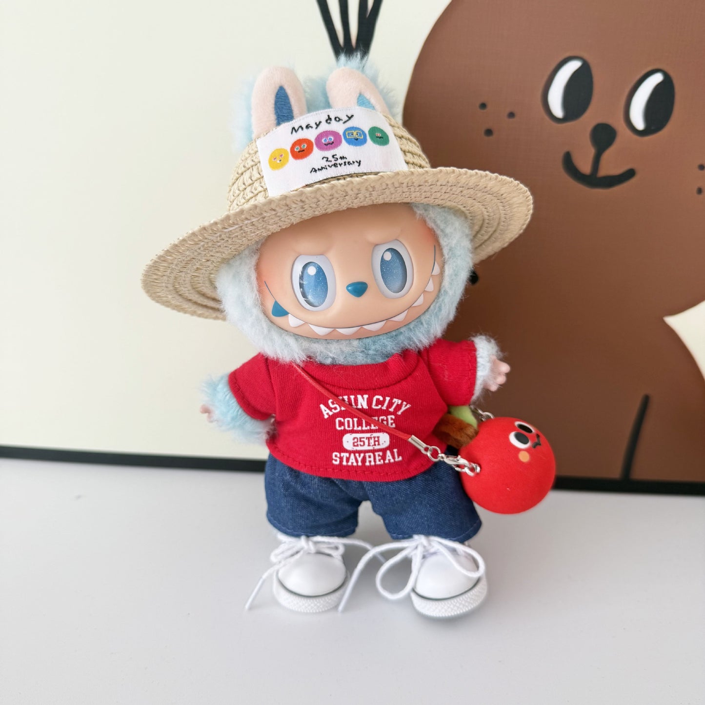 First, Second, and Third Generation Keychain LABUBU Clothing Pendant Labubu Wearing Mayday Concert Same Style Cute Doll Clothes
