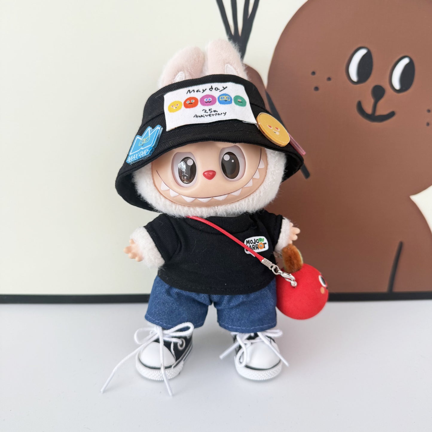 First, Second, and Third Generation Keychain LABUBU Clothing Pendant Labubu Wearing Mayday Concert Same Style Cute Doll Clothes