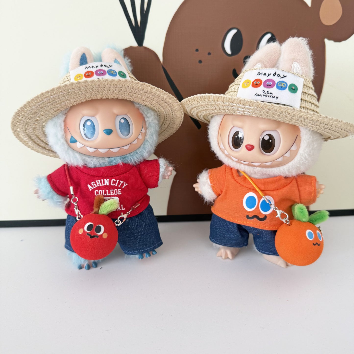 First, Second, and Third Generation Keychain LABUBU Clothing Pendant Labubu Wearing Mayday Concert Same Style Cute Doll Clothes