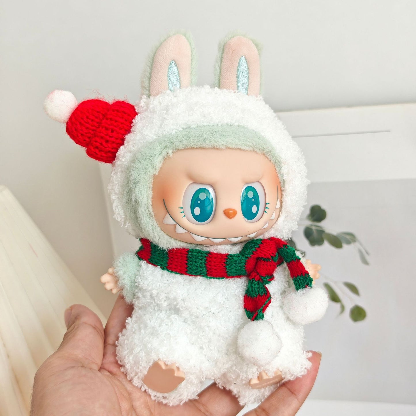 First and Second Generation Blind Box Labubu Pendant Christmas Cloak Doll Clothes Labubu Cookie Man Sweater Christmas Hat