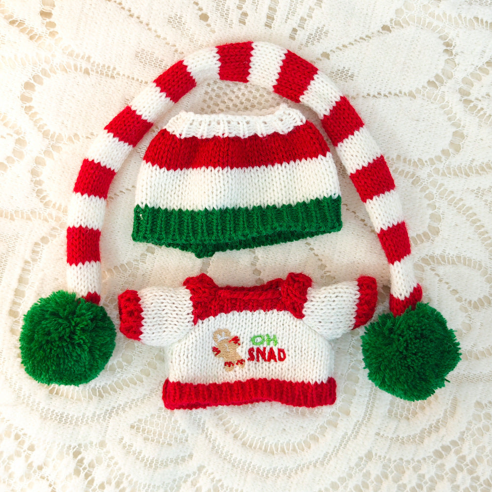 First and Second Generation Blind Box Labubu Pendant Christmas Cloak Doll Clothes Labubu Cookie Man Sweater Christmas Hat