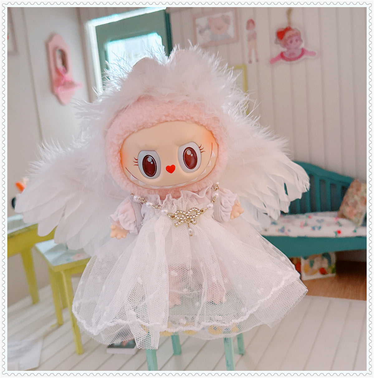 1st/2nd Generation Vinyl Blind Box 17CM Labubu Clothes Sitting Party White Angel Dress Wedding Dress LABUBU Outfit