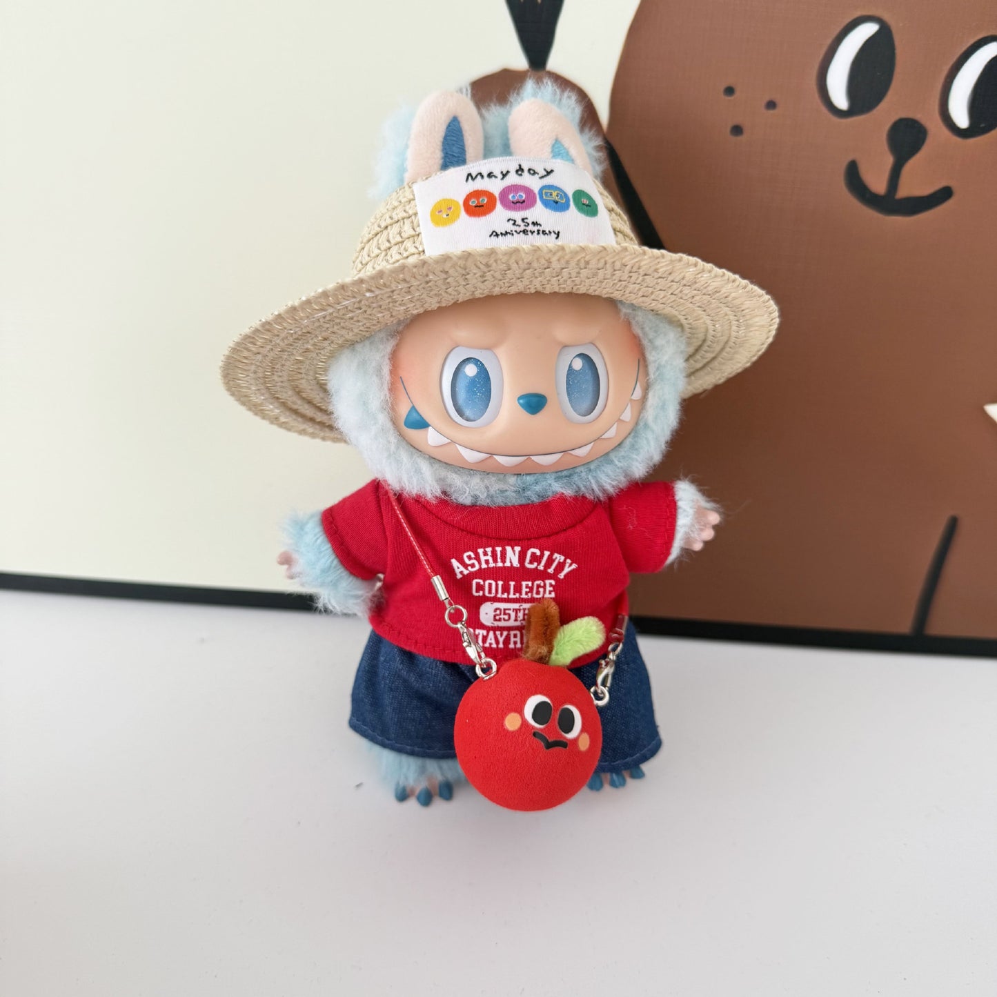 First, Second, and Third Generation Keychain LABUBU Clothing Pendant Labubu Wearing Mayday Concert Same Style Cute Doll Clothes