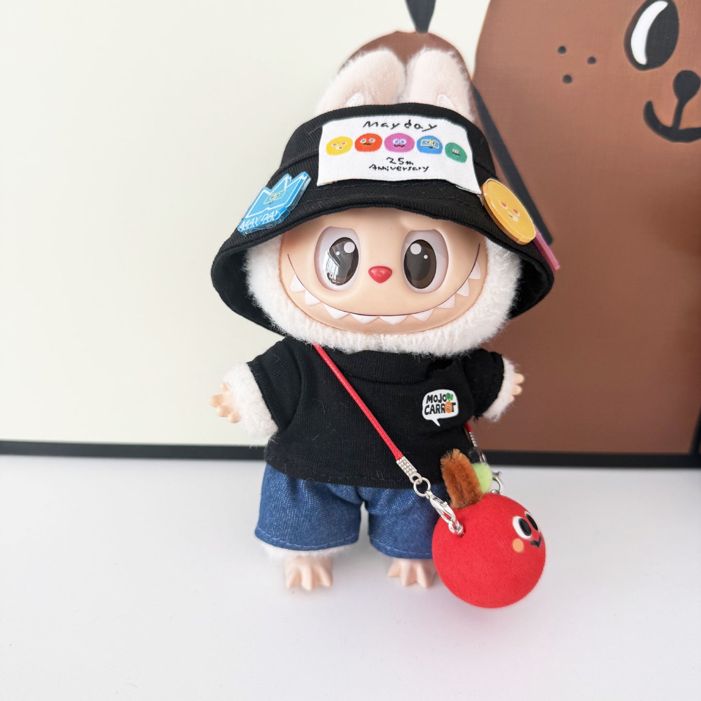 First, Second, and Third Generation Keychain LABUBU Clothing Pendant Labubu Wearing Mayday Concert Same Style Cute Doll Clothes