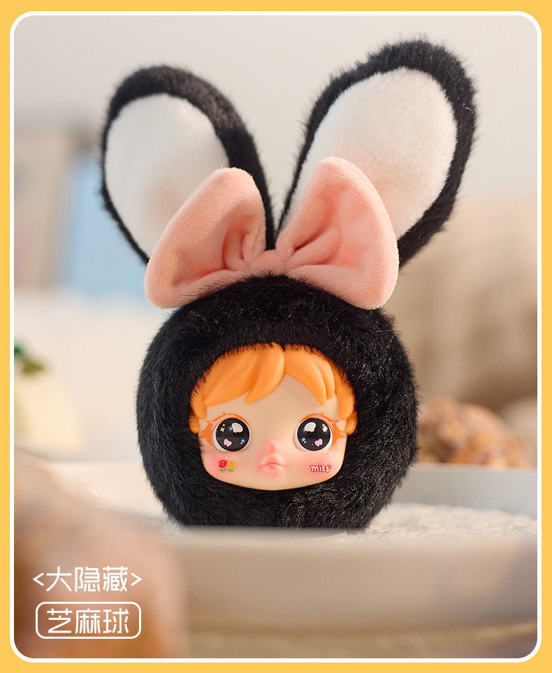 Authentic New Amy Little Rabbit Chibi Trendy Blind Box Handheld Office Doll