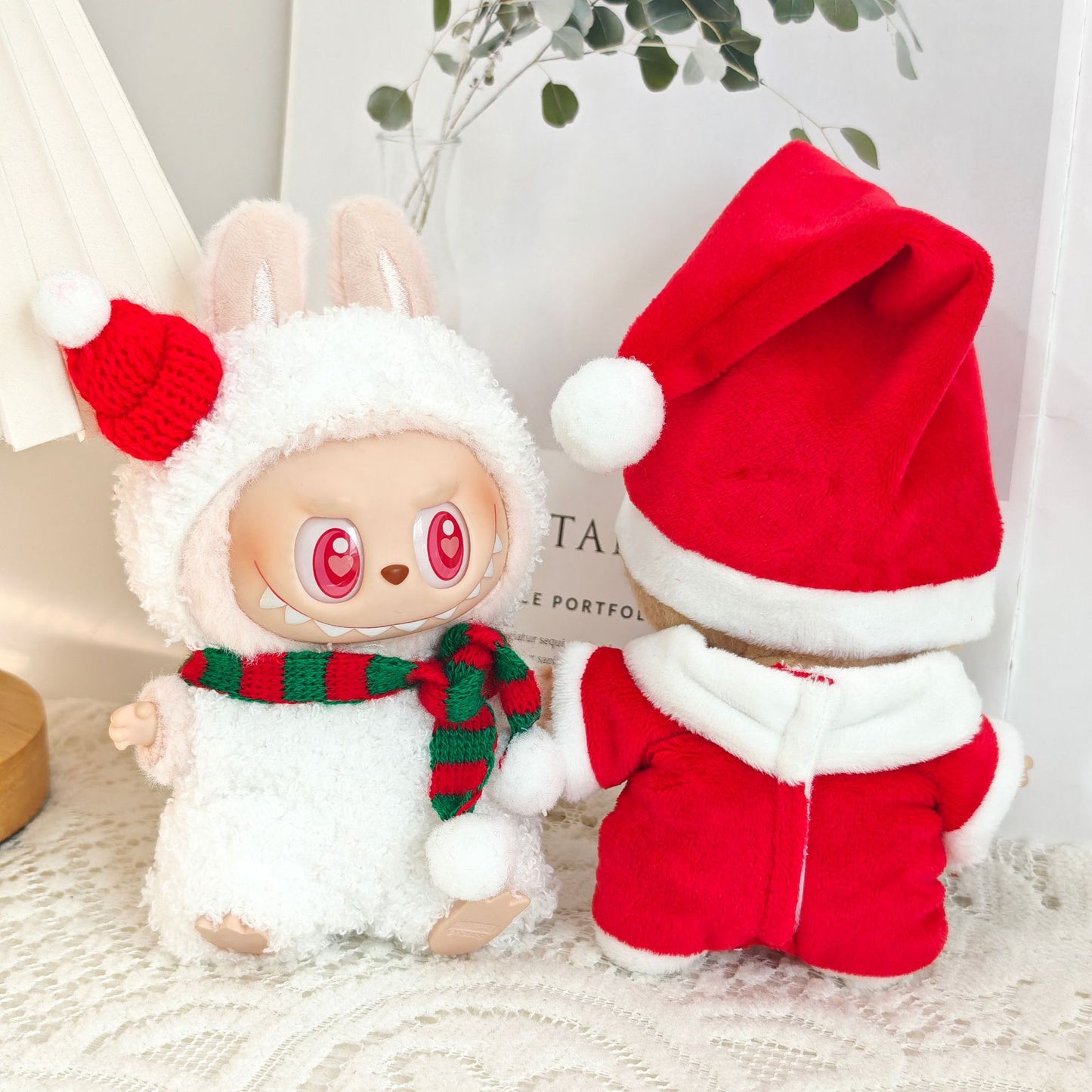 First and Second Generation Blind Box Labubu Pendant Christmas Cloak Doll Clothes Labubu Cookie Man Sweater Christmas Hat