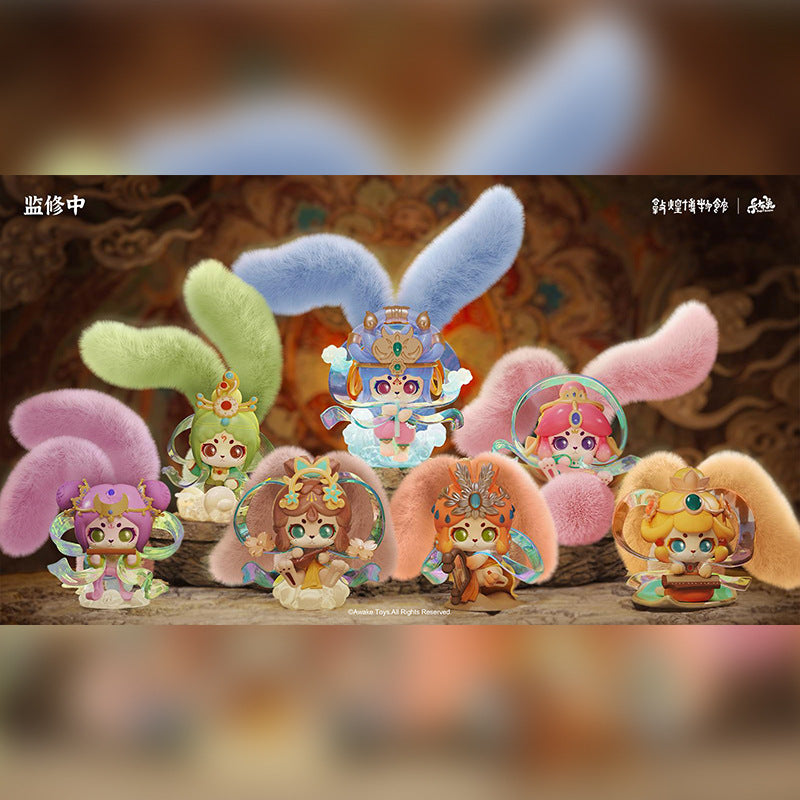 完成正版三岁公仔系列毛绒盲盒女生摆件娃娃圣诞400大体可爱礼物