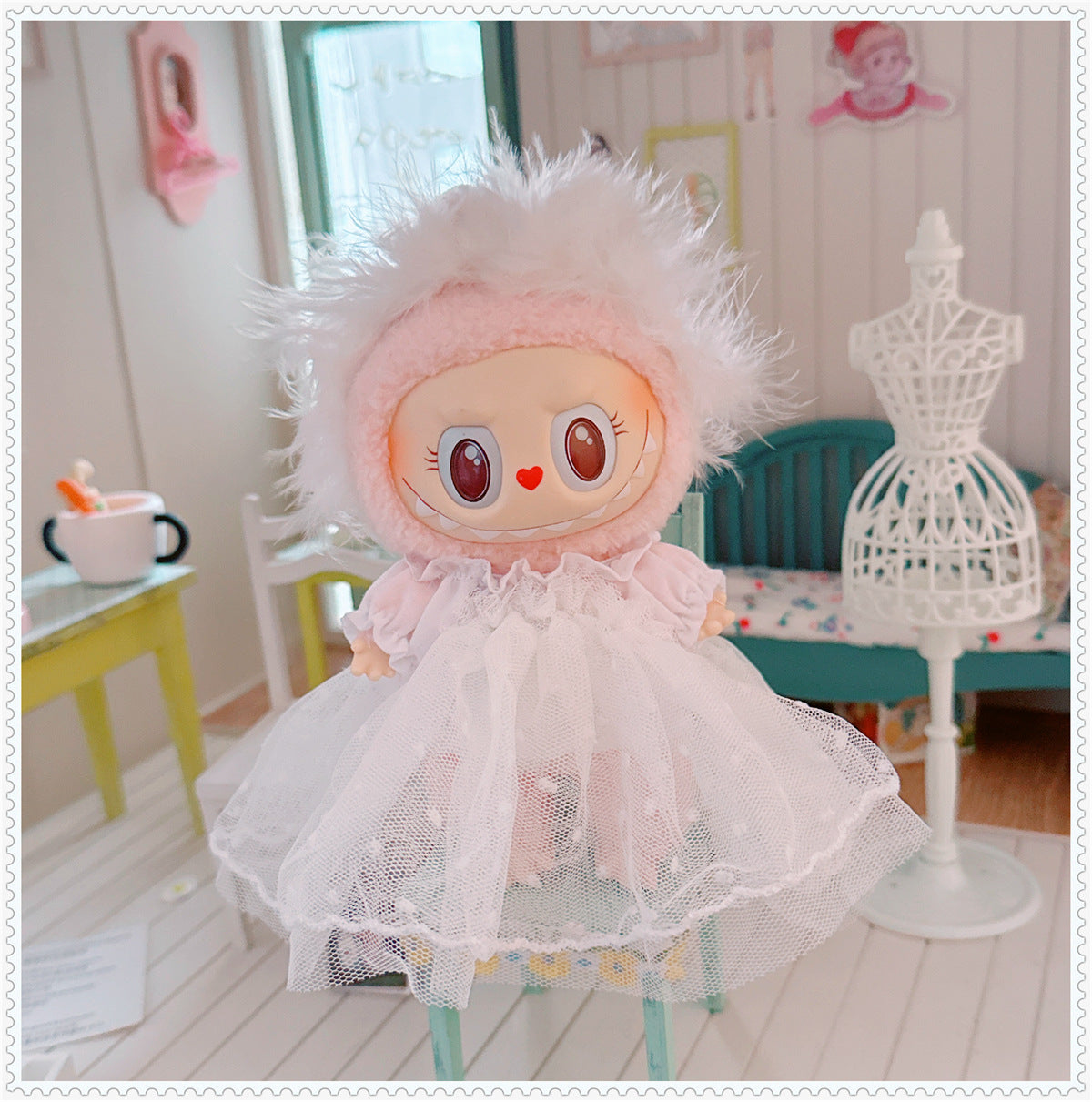 1st/2nd Generation Vinyl Blind Box 17CM Labubu Clothes Sitting Party White Angel Dress Wedding Dress LABUBU Outfit