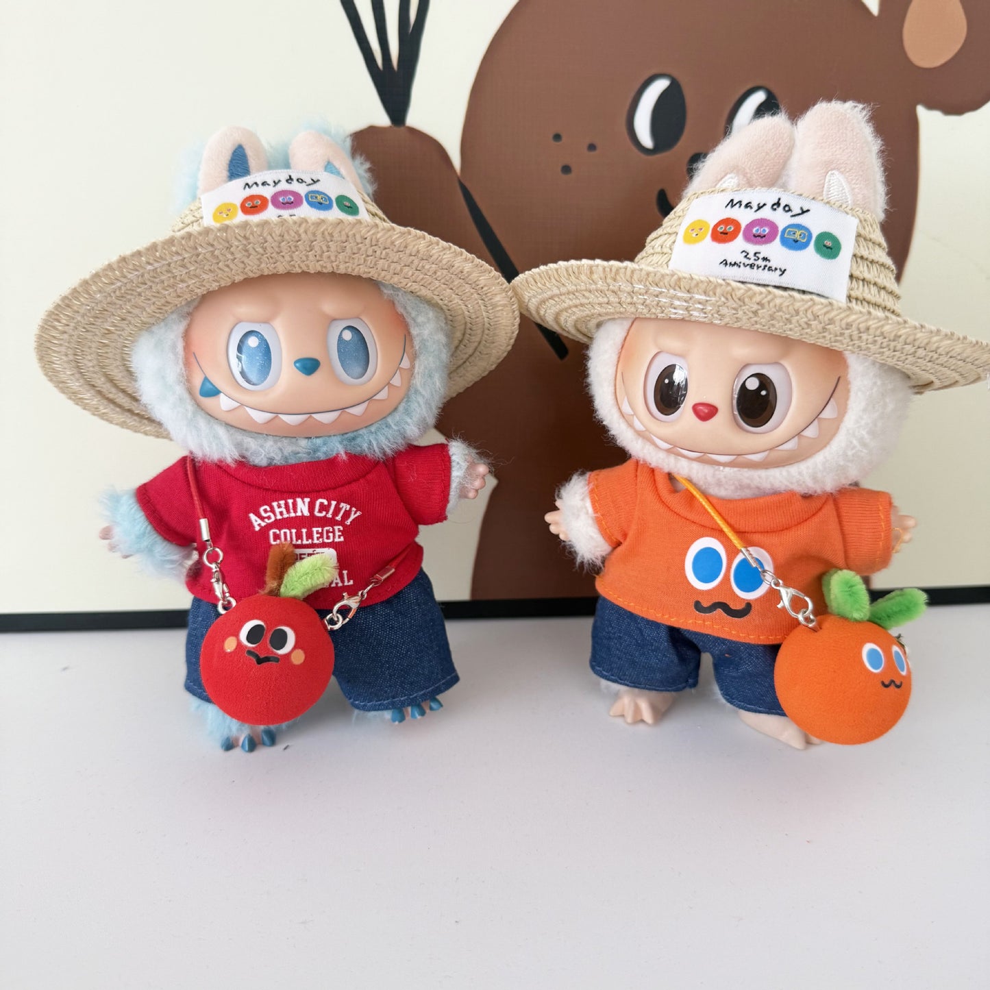 First, Second, and Third Generation Keychain LABUBU Clothing Pendant Labubu Wearing Mayday Concert Same Style Cute Doll Clothes